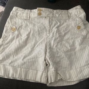 Banana Republic Martin Fit Size 4 Pinstripe Shorts